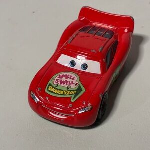 Disney Pixar Cars Storyteller Smell Swell McQueen die-cast